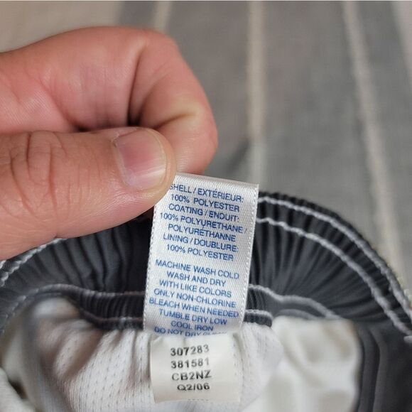 OLD NAVY Striped Swim Trunks - Picture 5 of 6